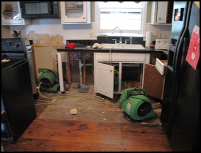 DAMAGE FROM PIPE BREAK1: water and flood damage claim documentation